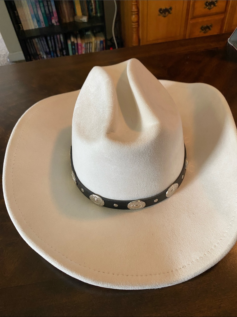 Illuma Faux Suede Cream Cowgirl Hat with Tag